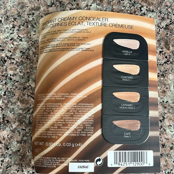 Beauty samples bundle - Picture 3 of 4